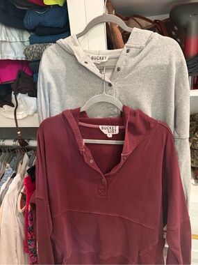BUCKETLIST Maroon Hooded Pullover with Heather Gray Hoodie
